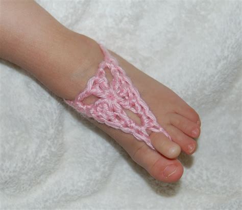 barefoot sandals crochet pattern free|crochet newborn sandals free pattern.